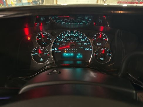 Used 2020 GMC Savana 2500 Extended w/ Enhanced Convenience Package image 12