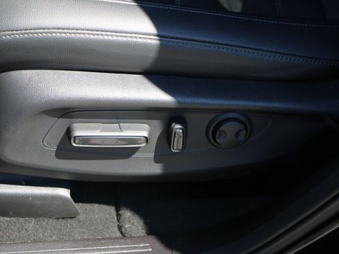 Used 2025 Honda CR-V EX-L image 28