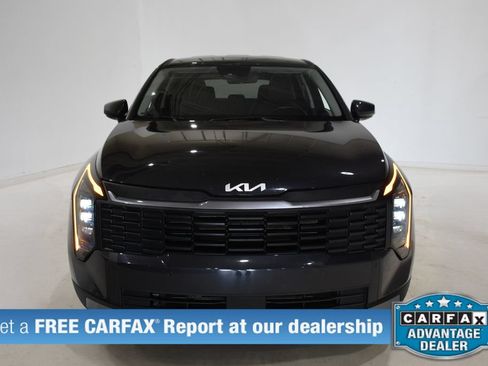 Used 2026 Kia Sportage LX FWD image 2
