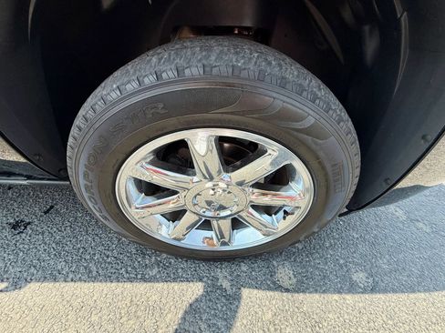 Used 2013 GMC Yukon Denali AWD/4WD image 19