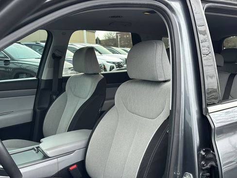 Used 2021 Hyundai Palisade SE image 10