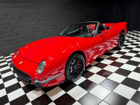 Used 1999 Chevrolet Corvette Convertible w/ Memory Pkg RWD image 13