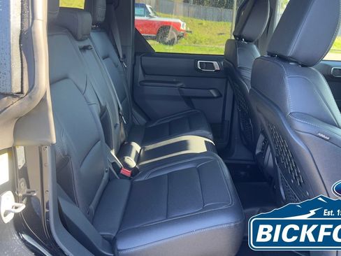 New 2025 Ford Bronco Big Bend w/ Black Diamond Package AWD/4WD image 18