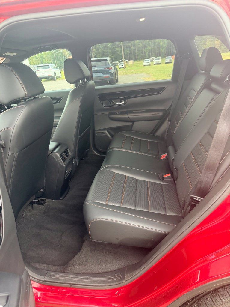 Used 2023 Honda CR-V Sport Touring image 9