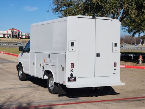 New 2025 Chevrolet Express 3500 w/ Power Convenience Package image 3
