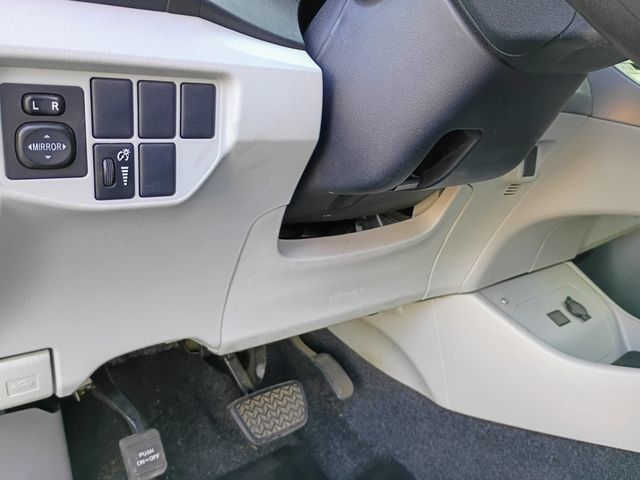 Used 2012 Toyota Prius Two FWD image 25