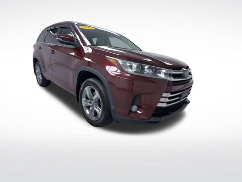 Used 2018 Toyota Highlander Limited Platinum AWD/4WD image 2