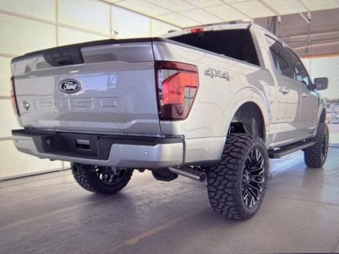 Used 2026 Ford F150 XLT w/ XLT Black Appearance Package image 7