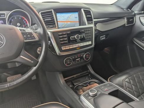 Used 2016 Mercedes-Benz GL 550 4MATIC image 14