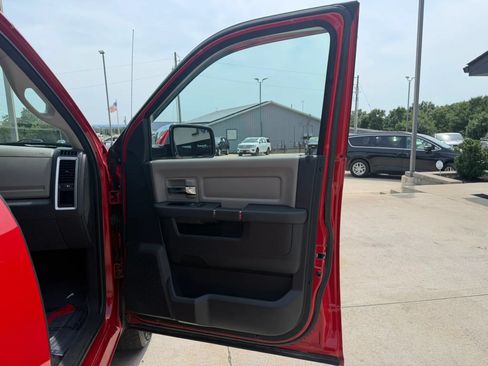 Used 2012 RAM 1500 Classic SLT AWD/4WD image 45
