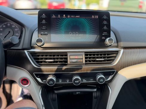 Used 2018 Honda Accord EX-L image 17