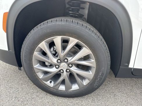 New 2026 Buick Enclave Preferred w/ Power Package image 8