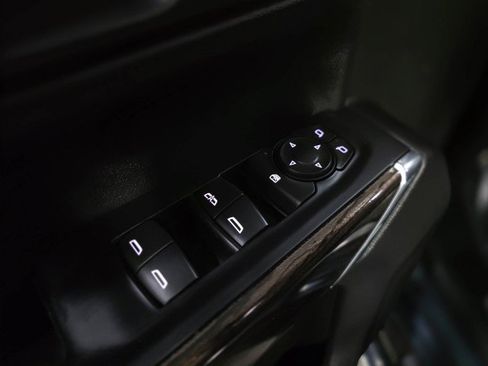 Used 2020 Chevrolet Silverado 1500 LT w/ All-Star Edition image 32