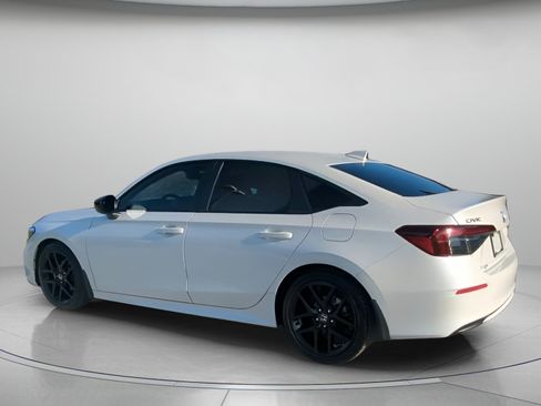 Used 2025 Honda Civic Sport image 19