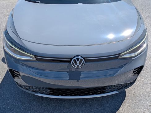 Used 2023 Volkswagen ID.4 Pro S Plus RWD image 12