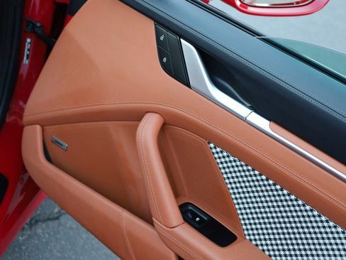 Used 2024 Porsche 911 Targa 4S image 47