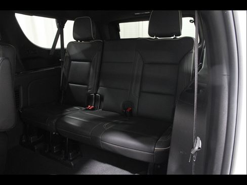 Certified 2023 GMC Yukon XL SLT AWD/4WD image 21