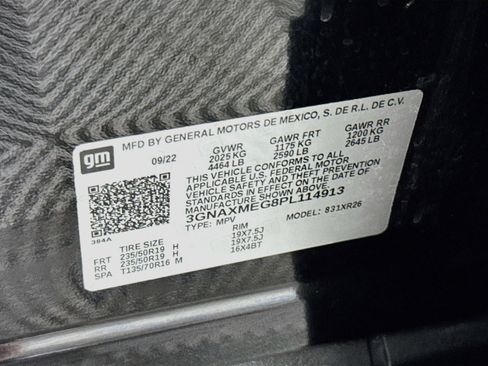 Used 2023 Chevrolet Equinox RS FWD image 38