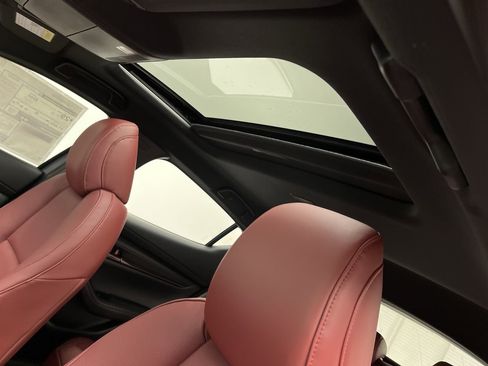 Certified 2025 MAZDA MAZDA3 Carbon image 6