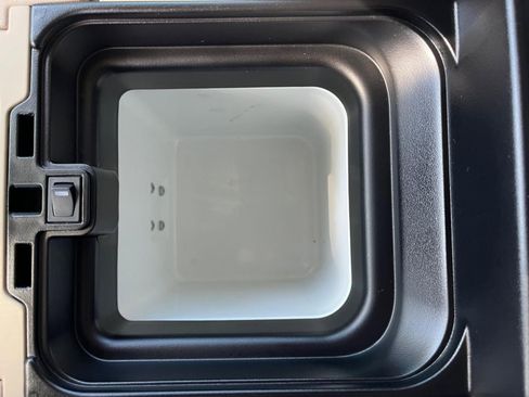 Used 2016 Land Rover LR4 HSE LUX image 22