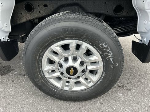 New 2026 Chevrolet Silverado 2500 W/T w/ WT/CX Safety Package image 10