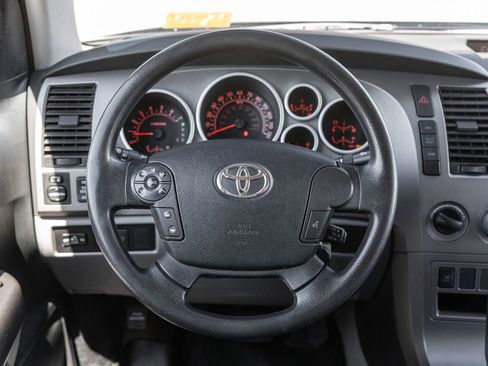 Used 2011 Toyota Tundra 4x4 Double Cab w/ SR5 Pkg image 13