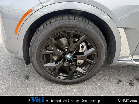 Used 2026 BMW X7 xDrive40i AWD/4WD image 11