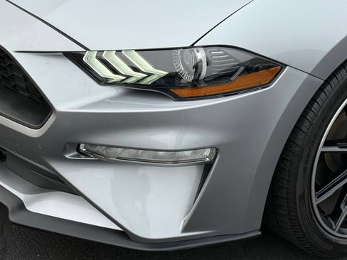 Used 2022 Ford Mustang Premium RWD image 10