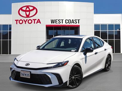 Used 2026 Toyota Camry Hybrid w/ Multimedia Upgrade Package