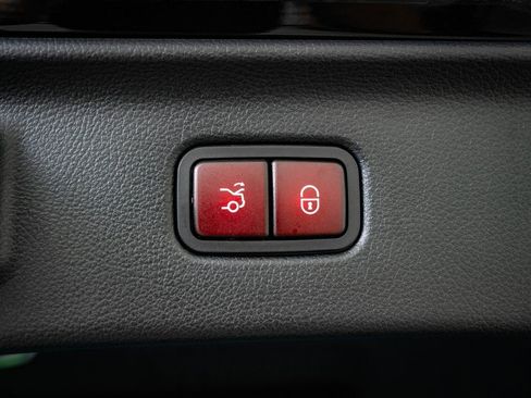 Certified 2024 Mercedes-Benz S 580 4MATIC Sedan image 21