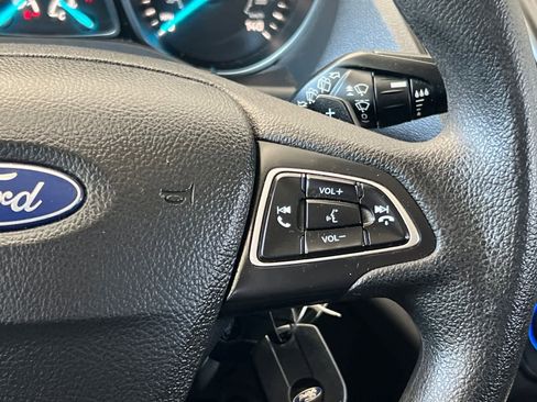 Used 2017 Ford Escape SE FWD image 26