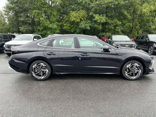 New 2026 Hyundai Sonata SEL FWD image 2