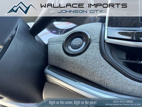 Used 2022 Jeep Compass Latitude w/ Sun and Sound Group AWD/4WD image 22