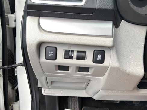 Used 2016 Subaru Forester 2.5i Premium image 28