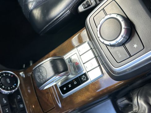 Used 2014 Mercedes-Benz G 63 AMG 4MATIC image 24