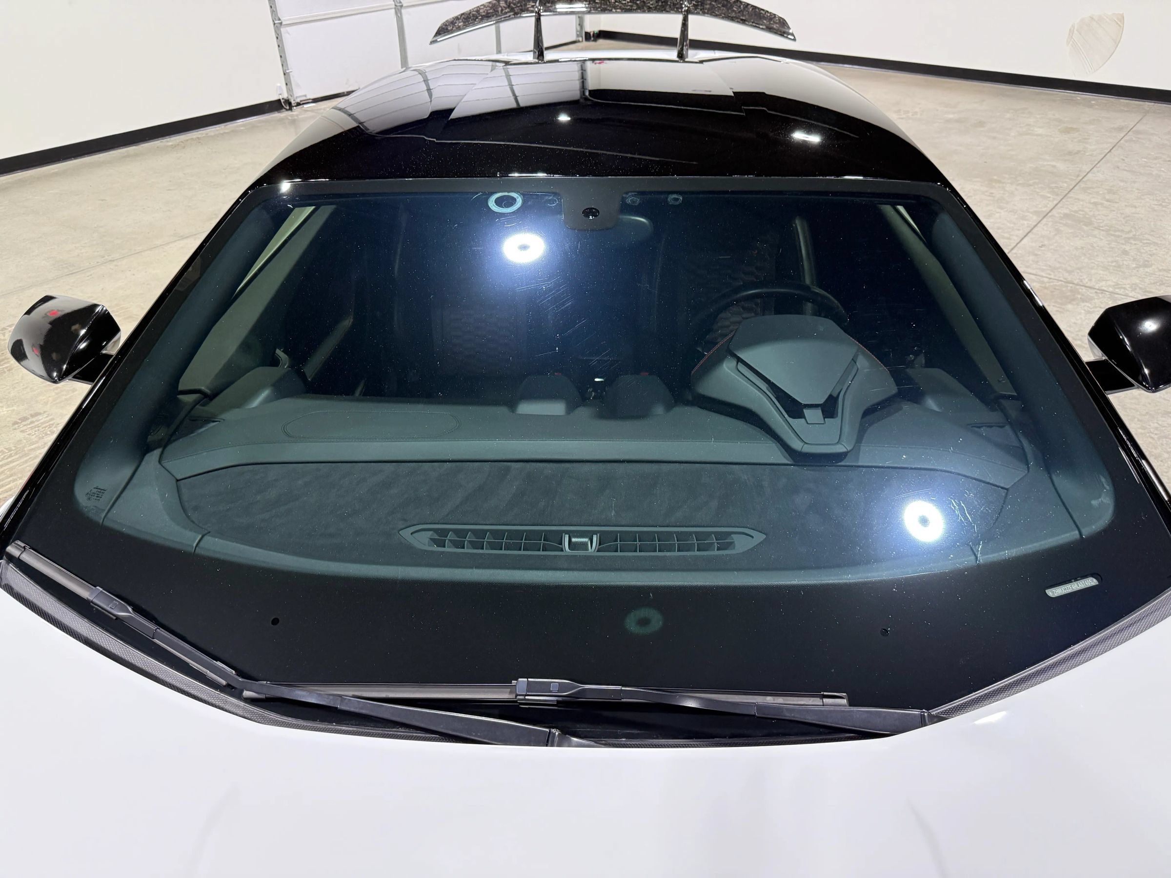 Used 2017 Lamborghini Huracan LP 580-2 RWD image 33
