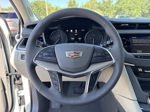 New 2026 Cadillac XT5 Premium Luxury image 26