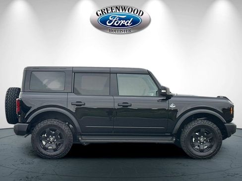 New 2025 Ford Bronco Outer Banks image 3