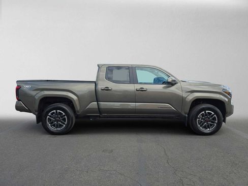 Certified 2025 Toyota Tacoma TRD Sport AWD/4WD image 2
