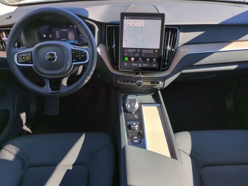 New 2026 Volvo XC60 B5 Core image 13