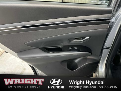 Used 2023 Hyundai Tucson Limited AWD/4WD image 12