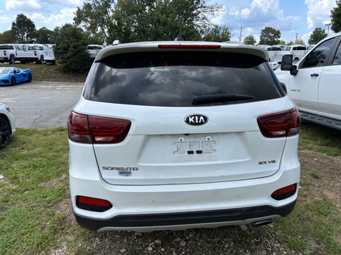 Used 2020 Kia Sorento EX FWD image 7