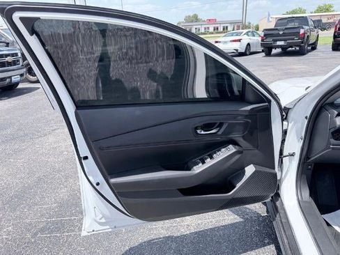 Used 2024 Honda Accord EX image 9