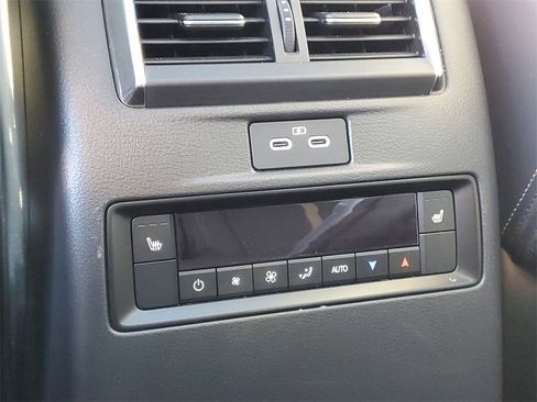 Used 2025 MAZDA CX-70 Plug-In Hybrid w/ Premium Plus image 16