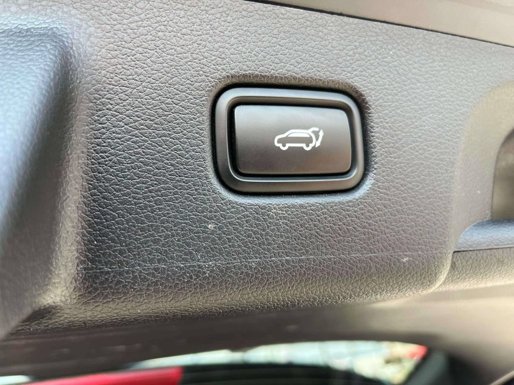 Used 2024 Hyundai Palisade SEL AWD/4WD image 19