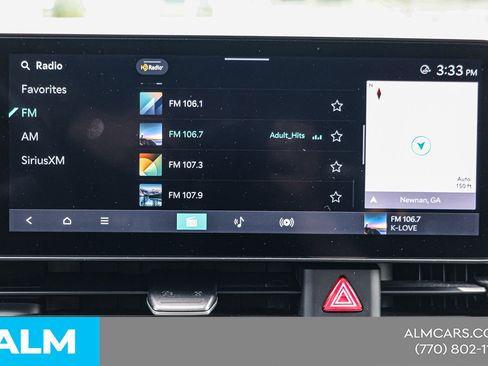 Used 2025 Kia Carnival FWD image 32