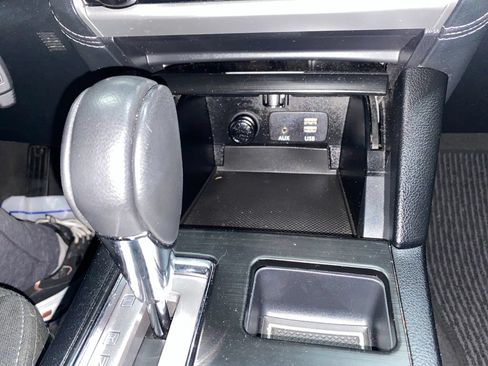 Used 2018 Subaru Outback 2.5i Premium AWD/4WD image 21