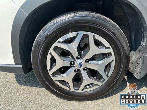 Certified 2023 Subaru Forester Premium AWD/4WD image 33