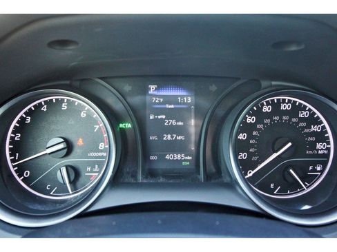 Used 2024 Toyota Camry SE image 17