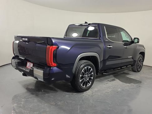 Used 2023 Toyota Tundra Limited AWD/4WD image 7